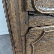 Commode provinciale du XVIIIème en chêne