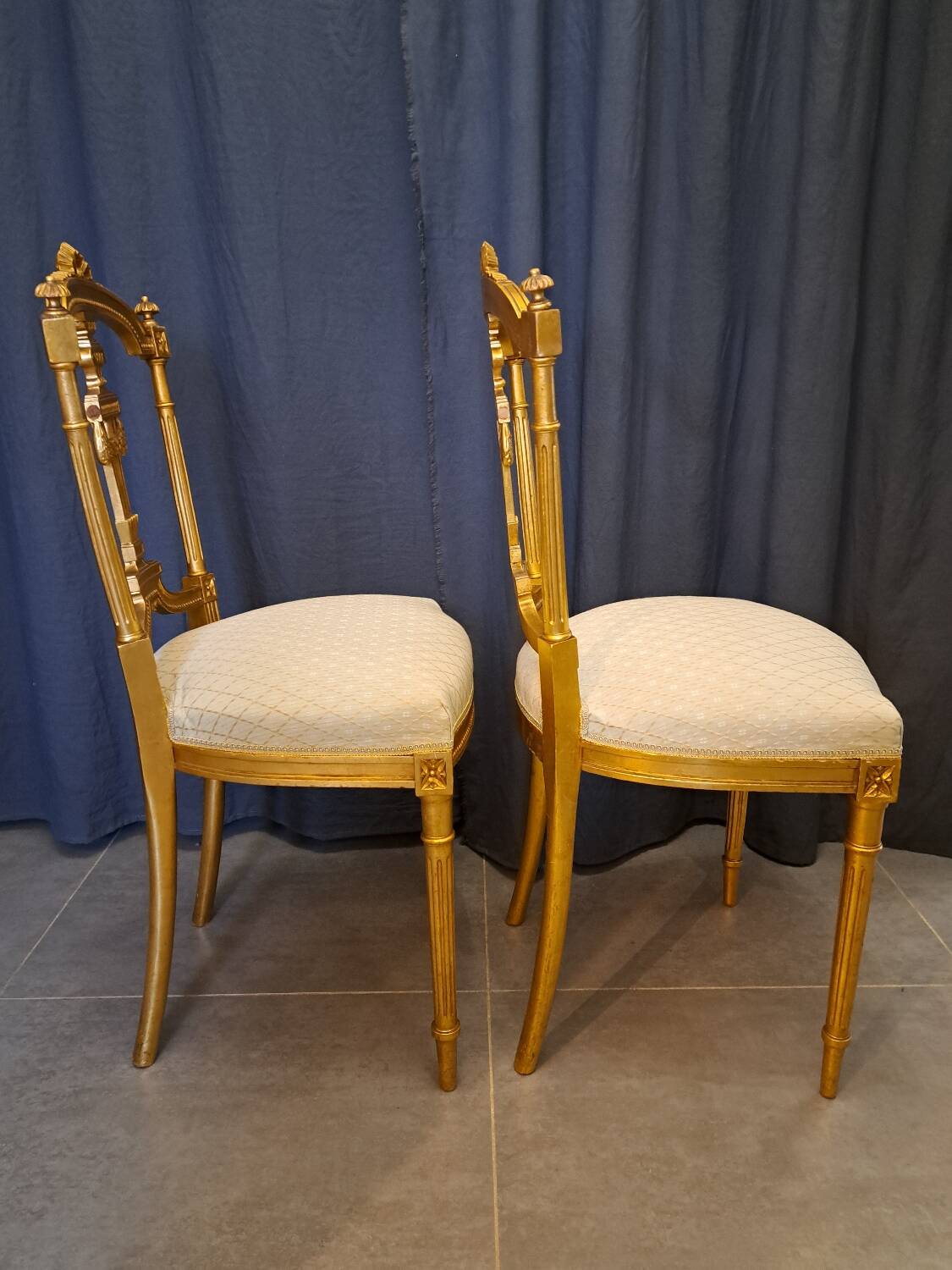 Pair of Napoleon III chairs in gilded wood