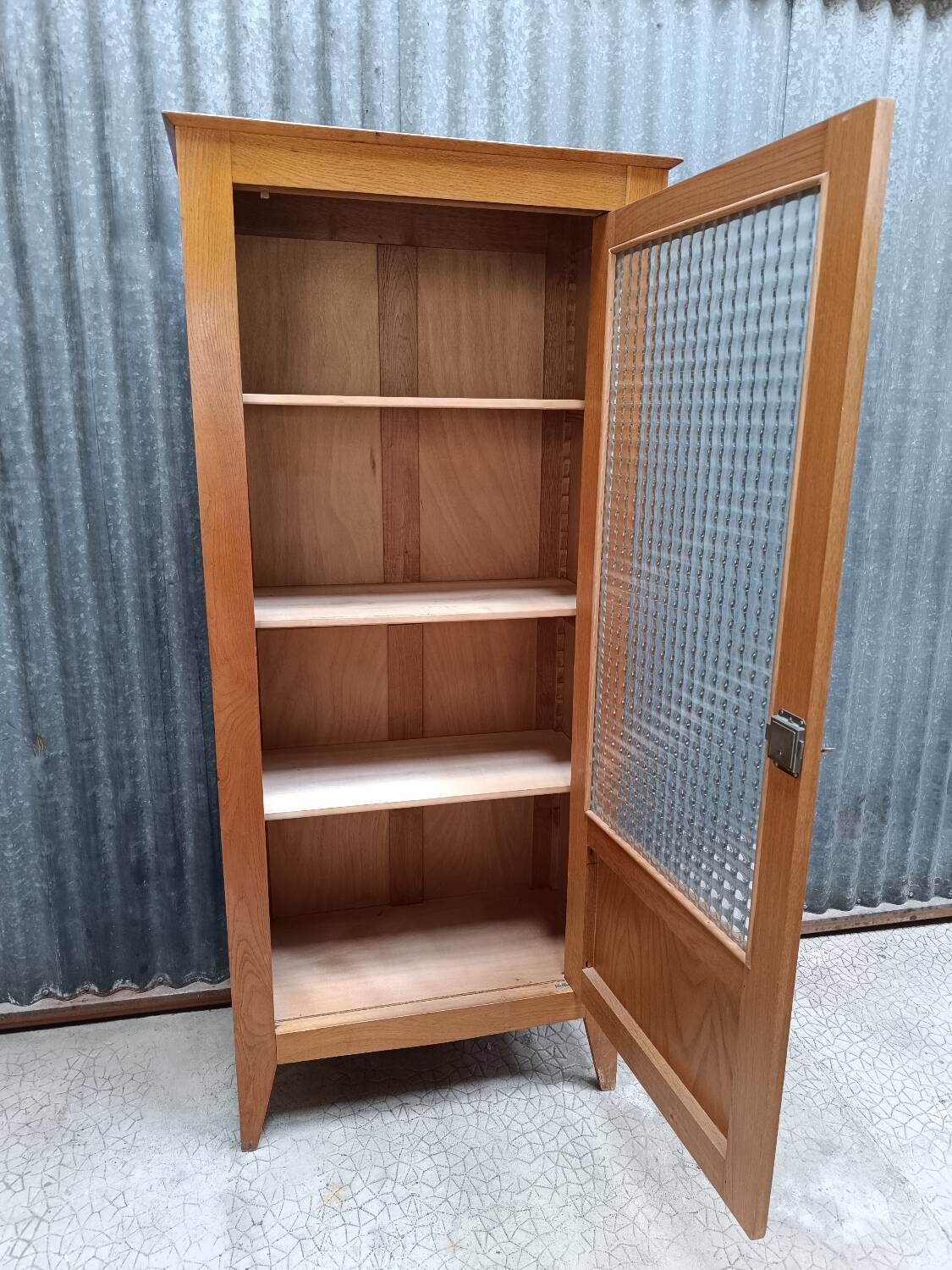 Parisian display cabinet - Glass-fronted Parisian wardrobe