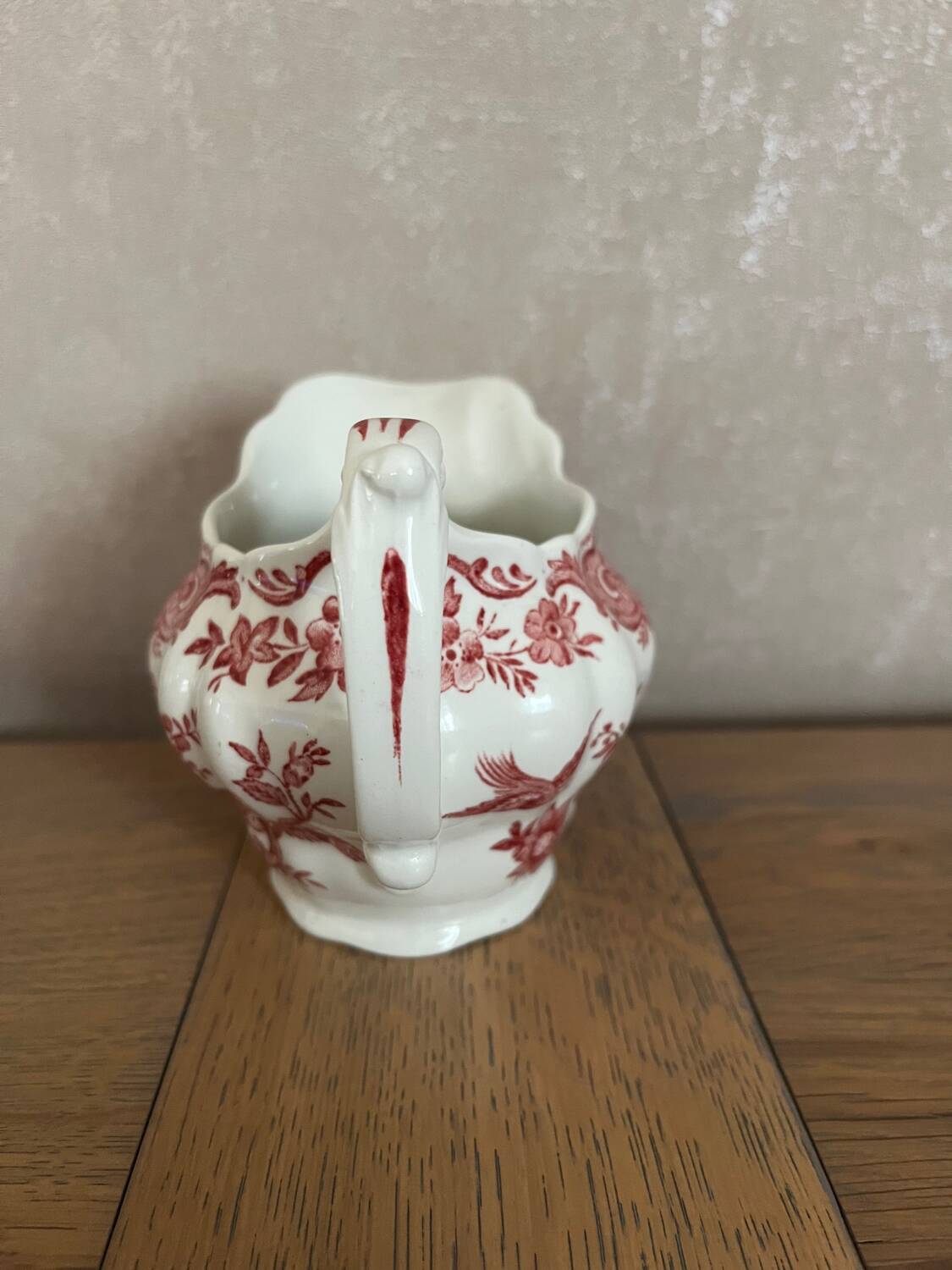 Charmant Pot à Lait Rouge Grenat – Ridgeway Staffordshire England Wind