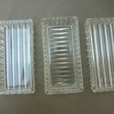 Molded glass ramekins with a toothed décor
