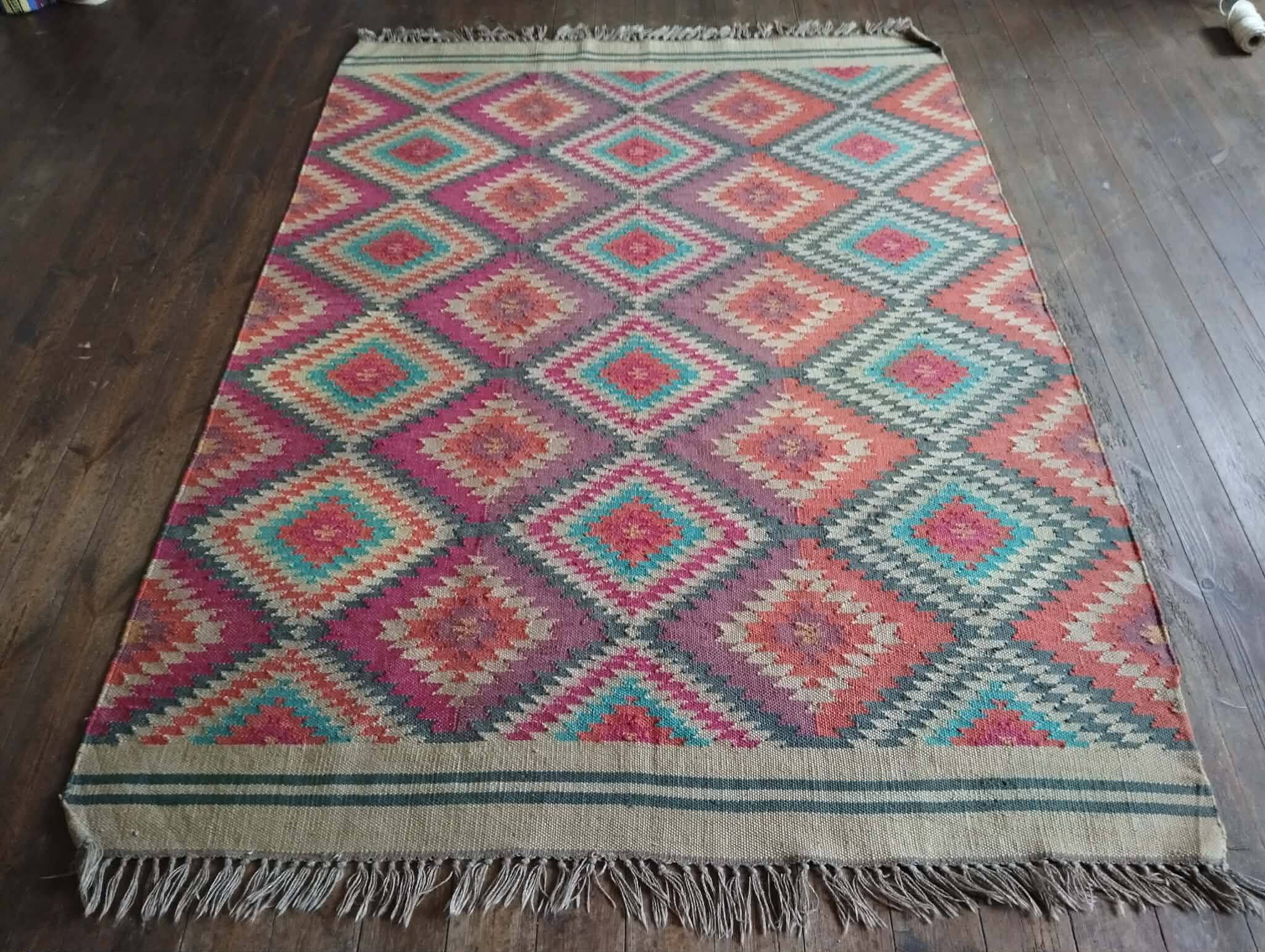 Handmade Indian Kilim 226x164cm