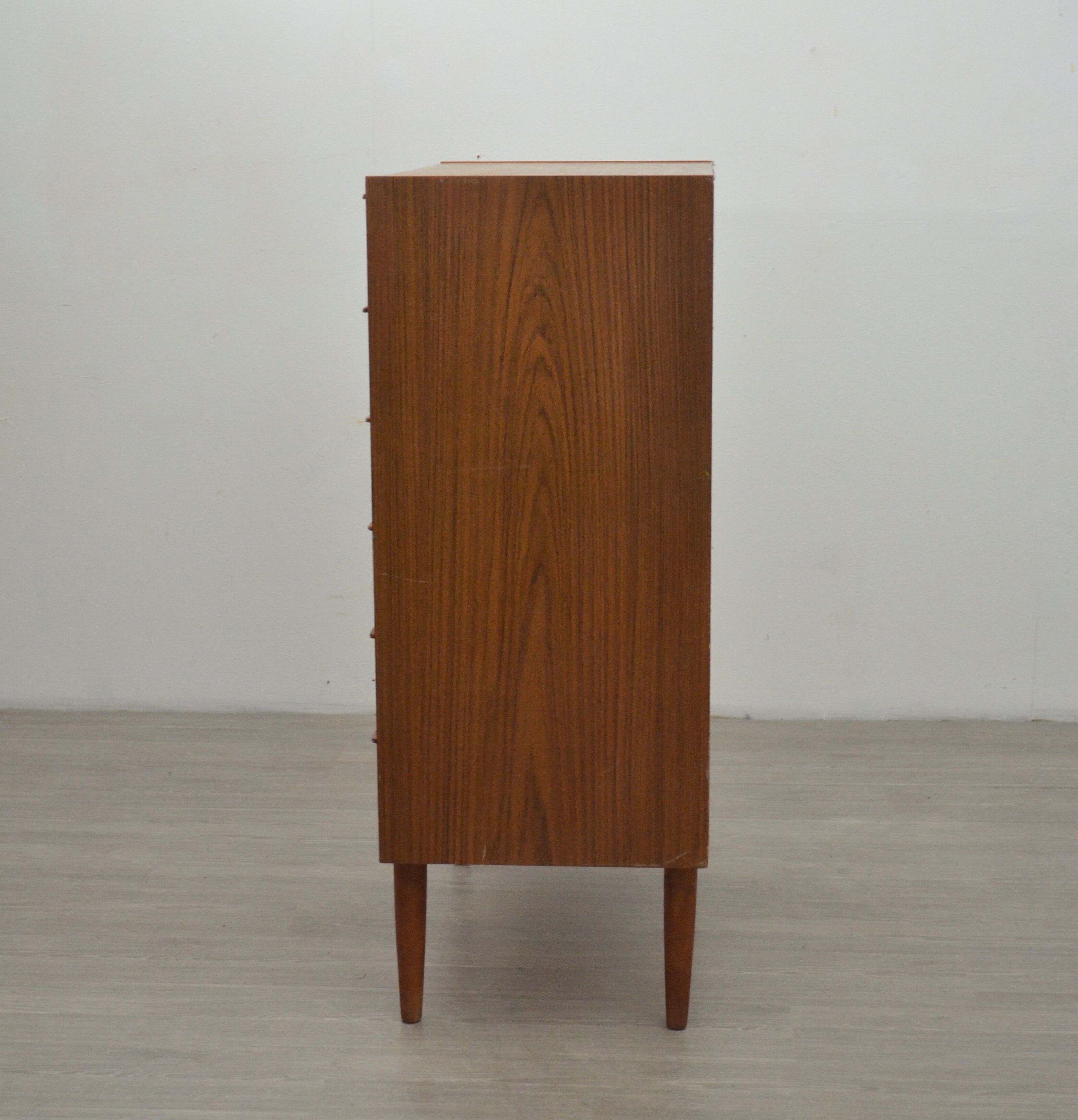 Commode en teck, années 1960