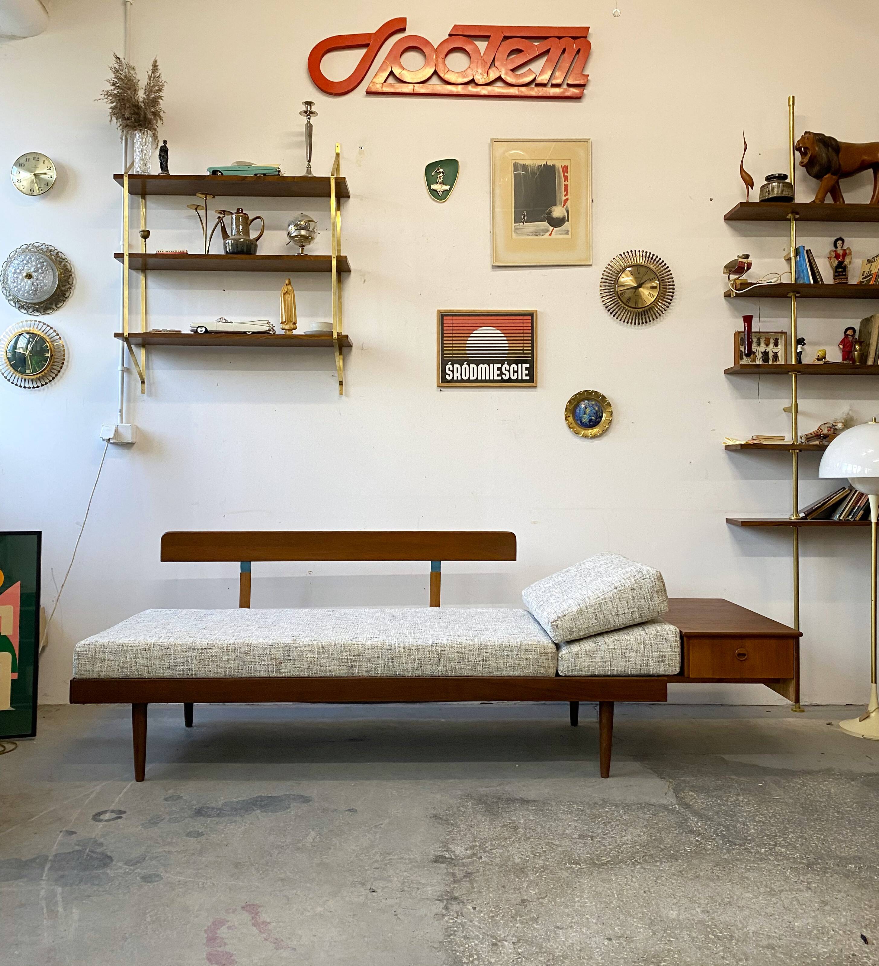 Daybed sofa, Scandinavian 1960s/1970s, vintage, mid-century modern