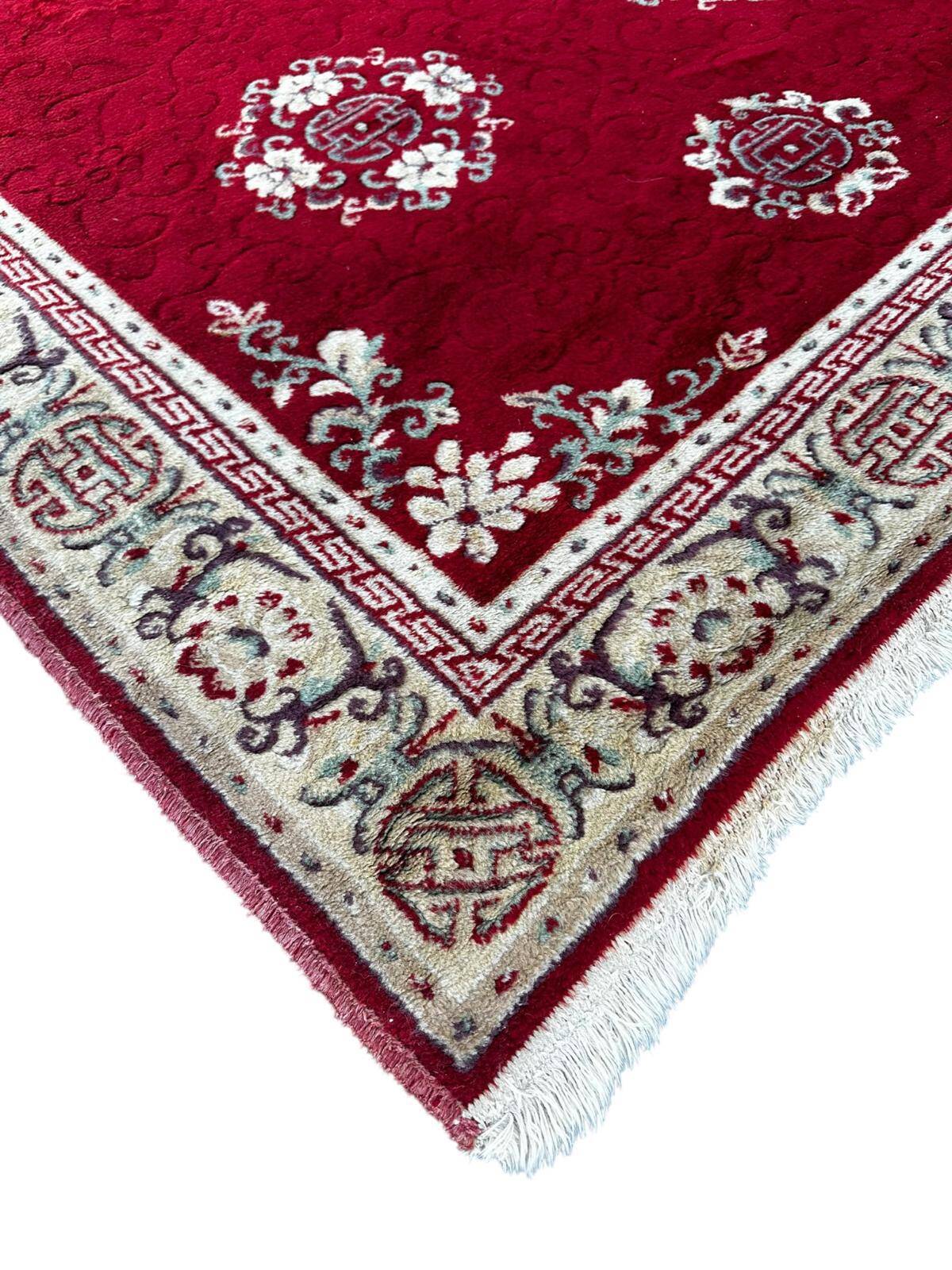 Chinese style rug 200cm x 140cm