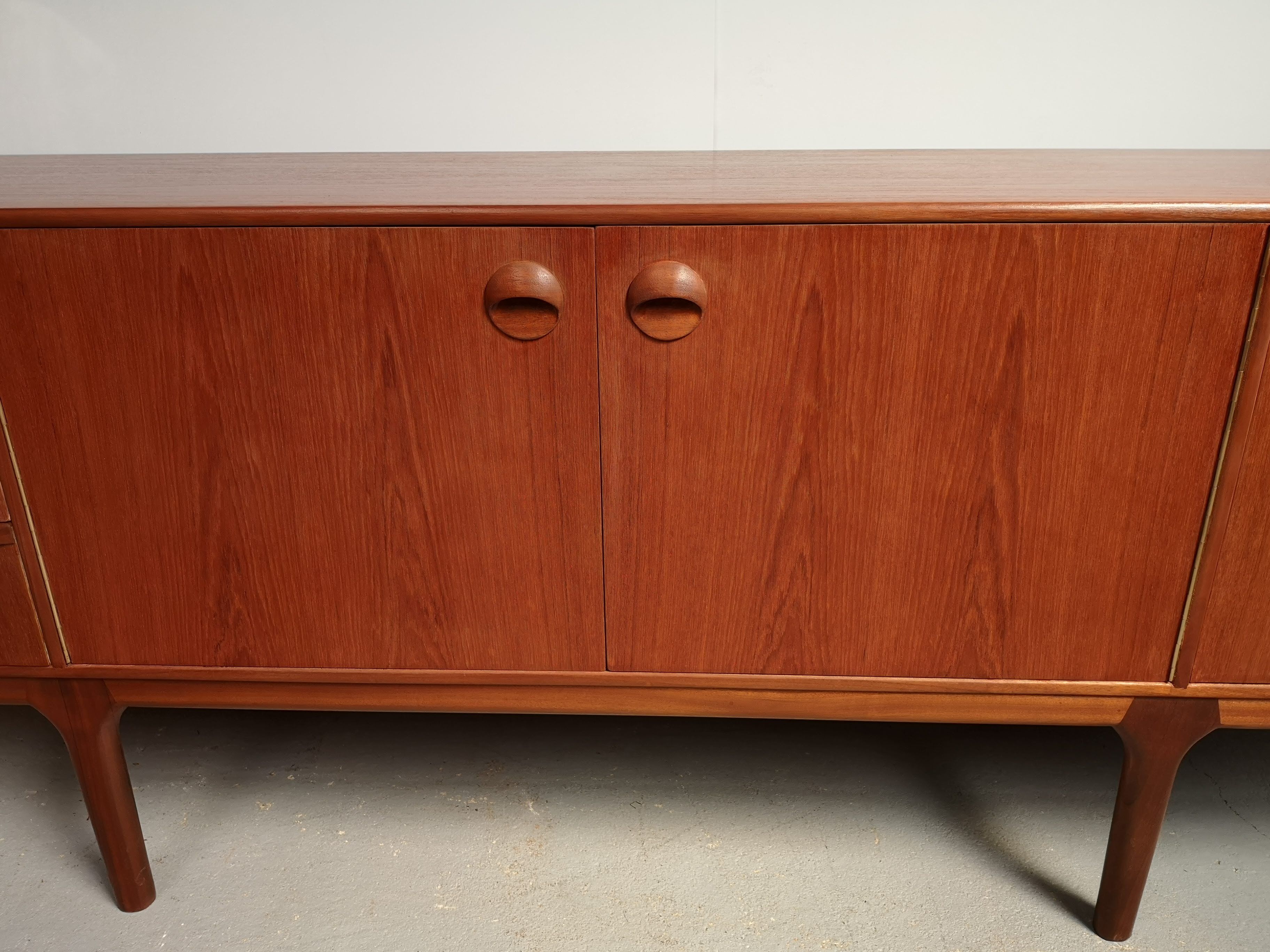 Mac Intosh sideboard