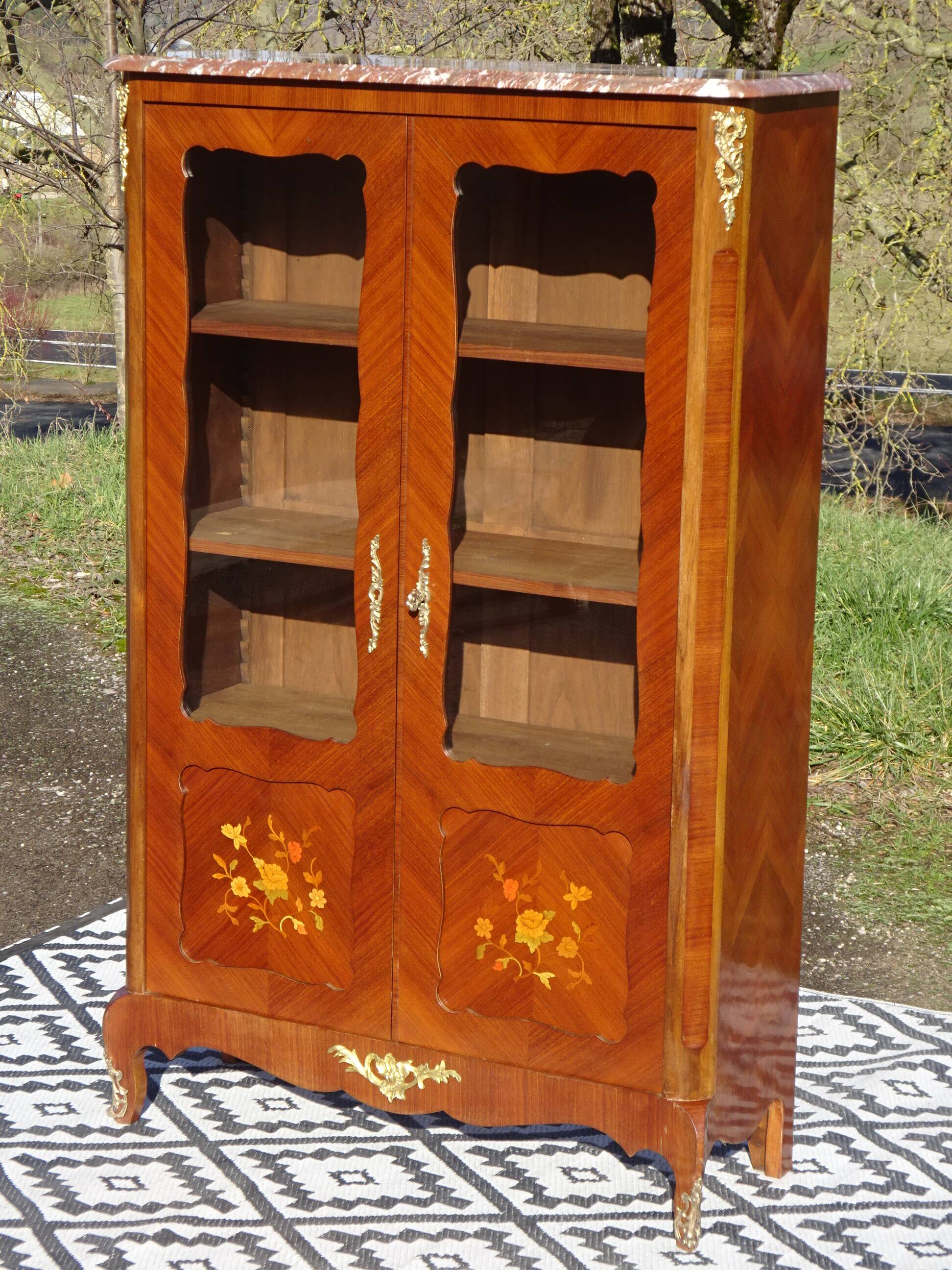 Louis XV library in rosewood marquetry