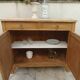 Buffet Art Déco en bois naturel, charme authentique.
