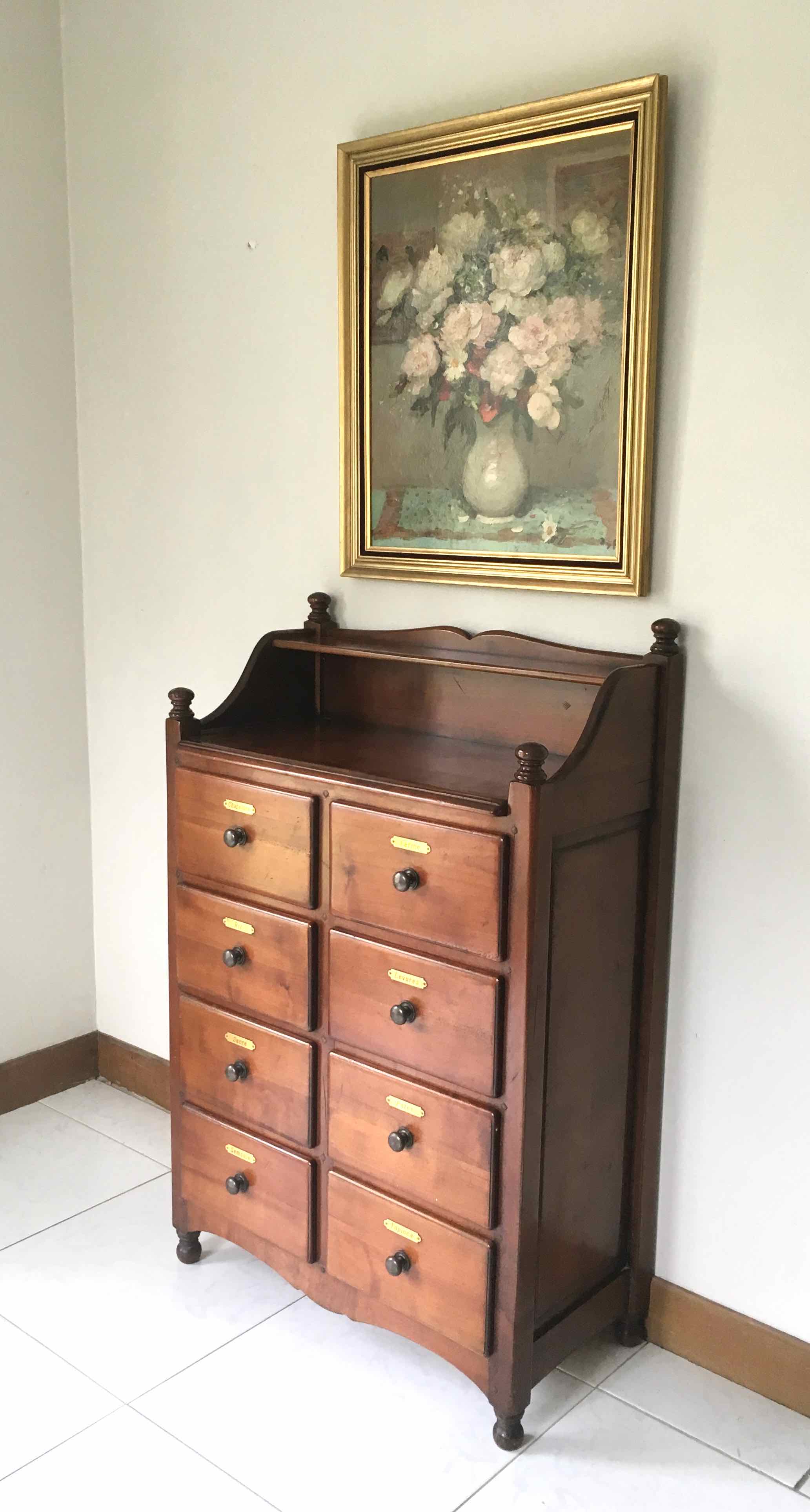 Commode grain furniture