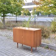 Buffet armoire en noyer