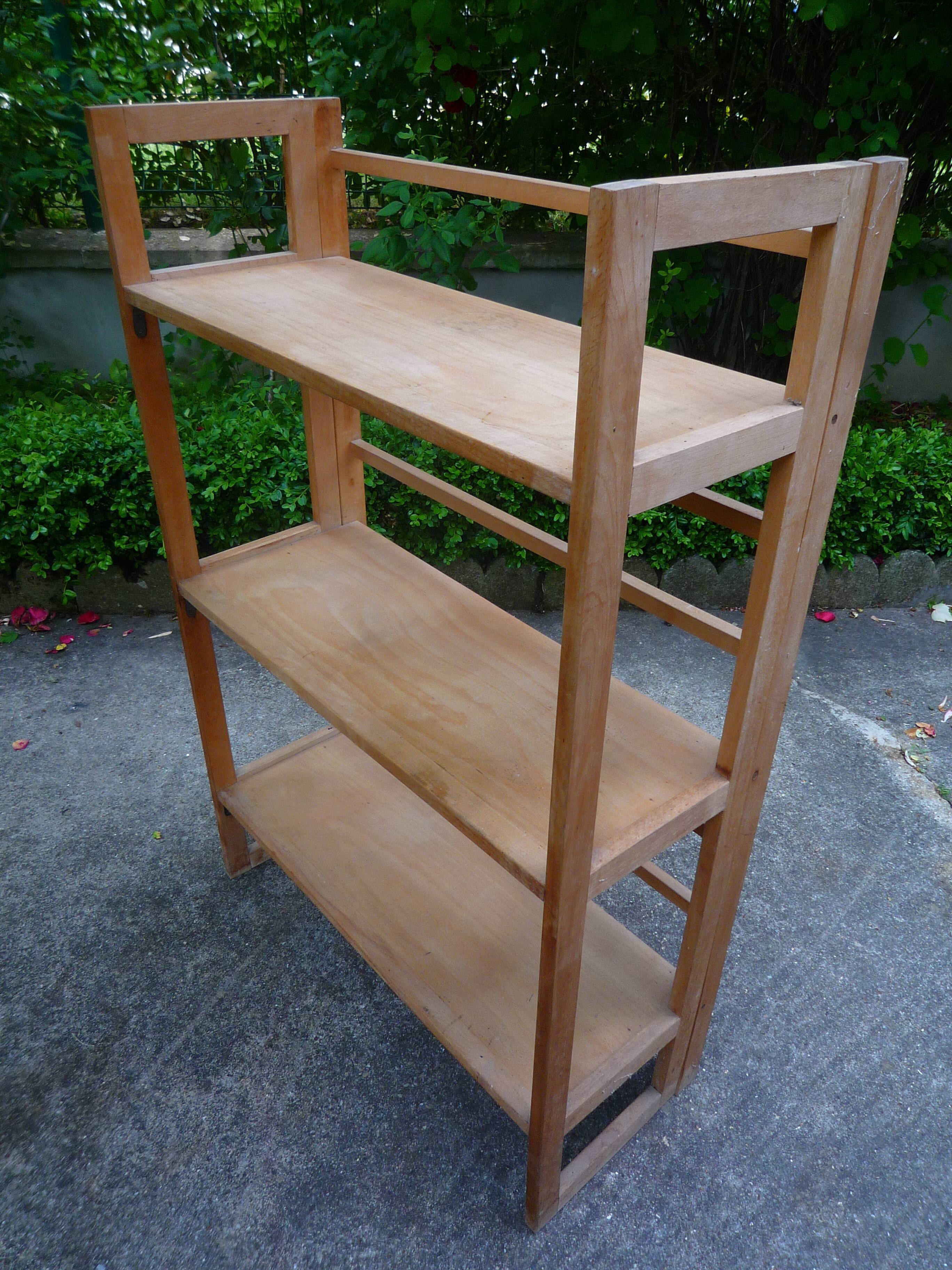 Bookseller's folding wooden shelf, vintage 1970s