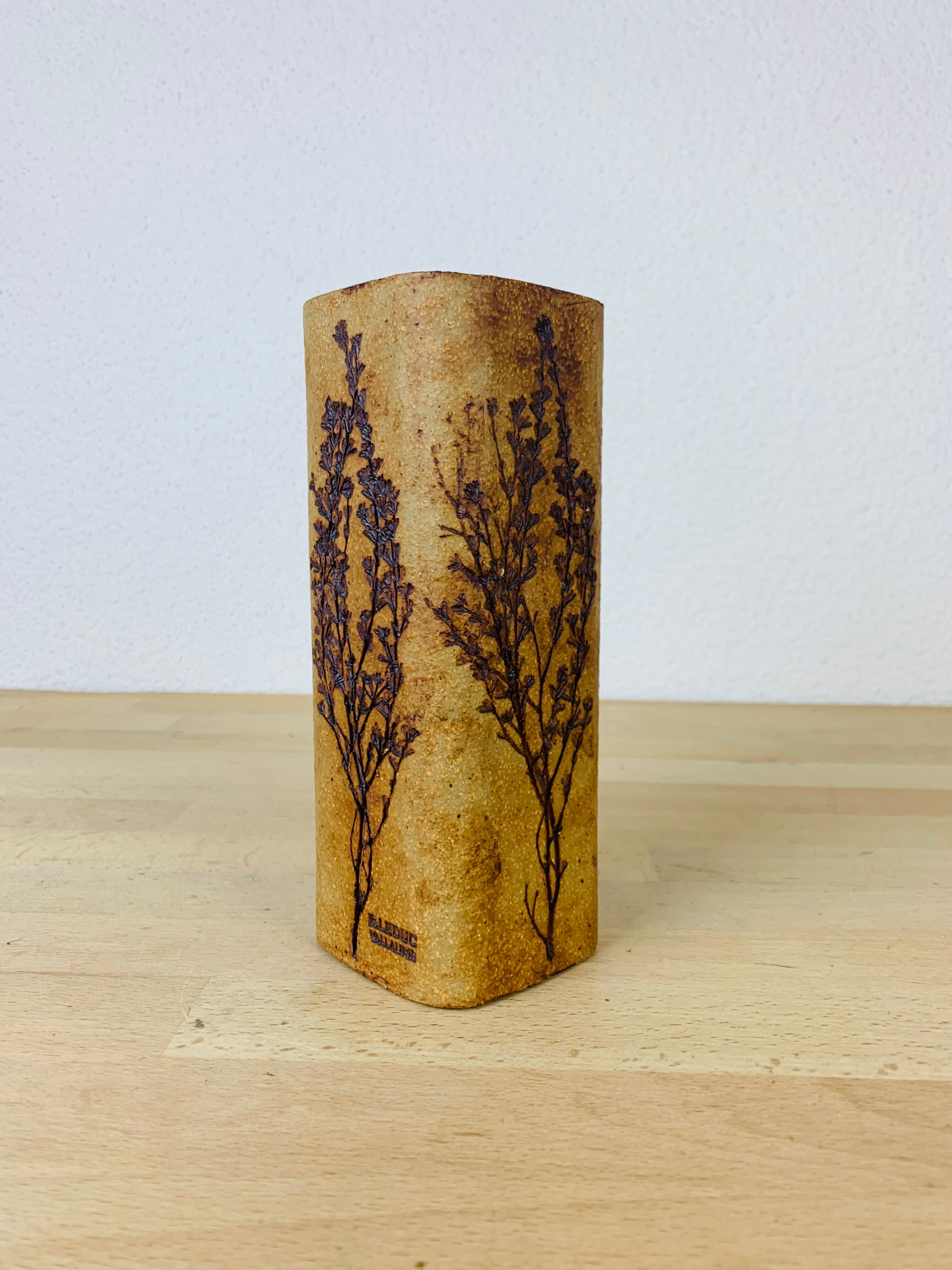 Raymonde Leduc herbarium vase in Vallauris