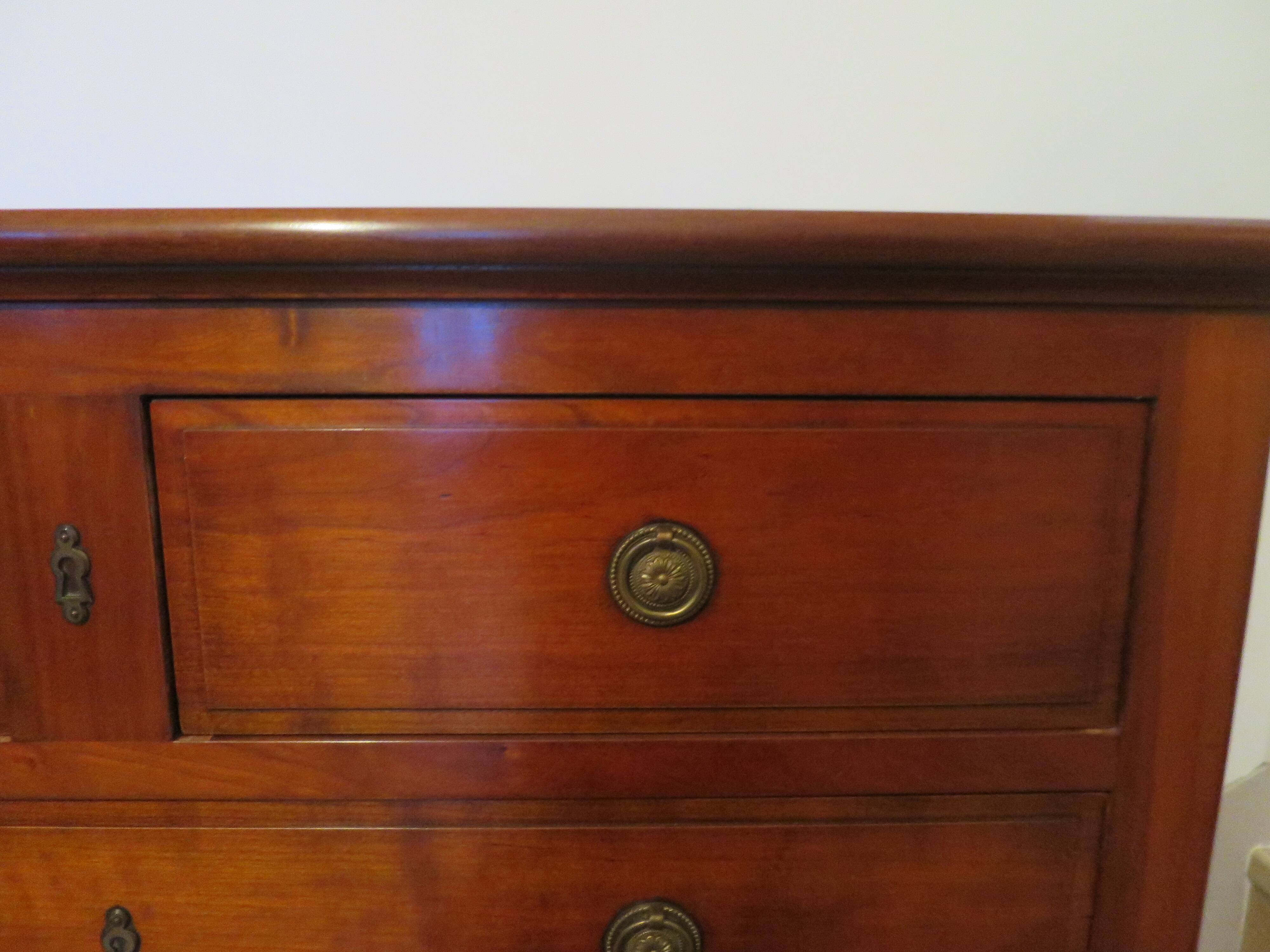 Antique - chest of drawers - 4 drawers - solid wood - cherry