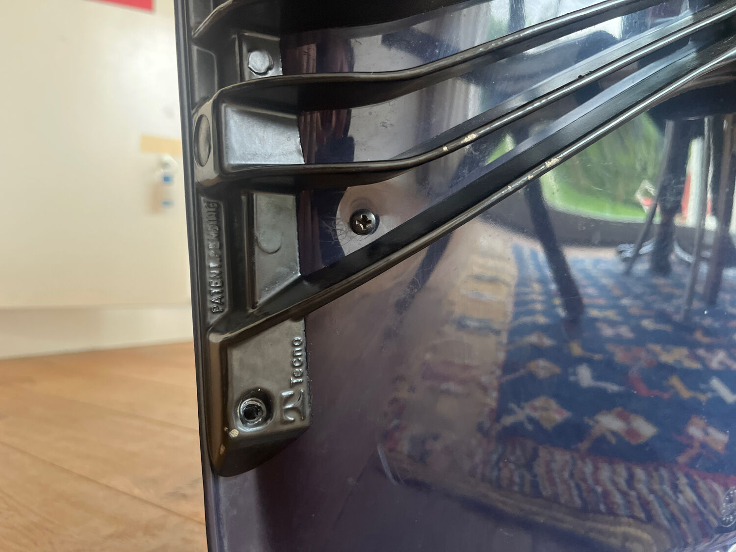 9 swivel chairs assigned to Osvaldo Borsani – Modus model for