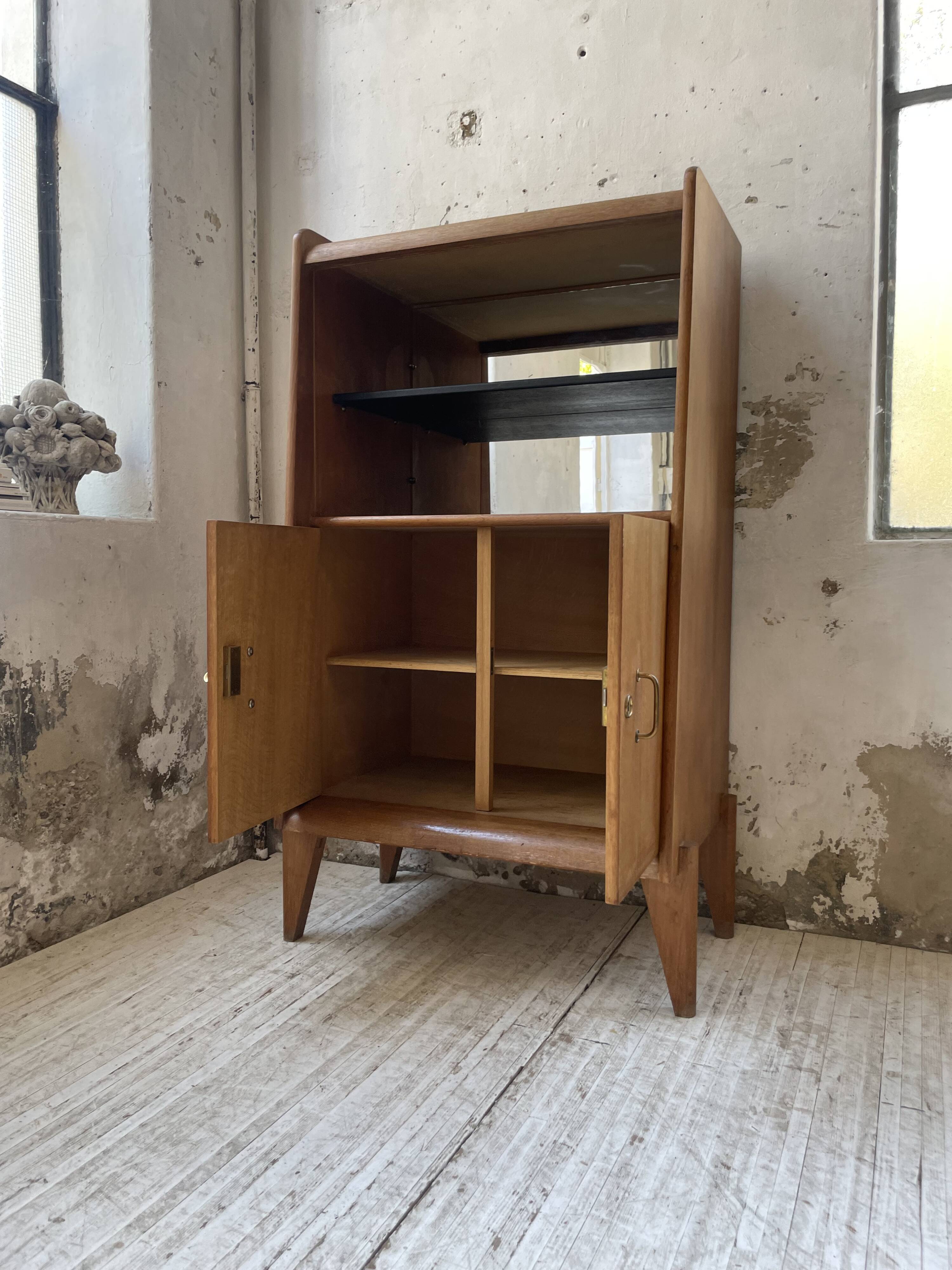 Meuble de rangement secrétaire chêne années 60