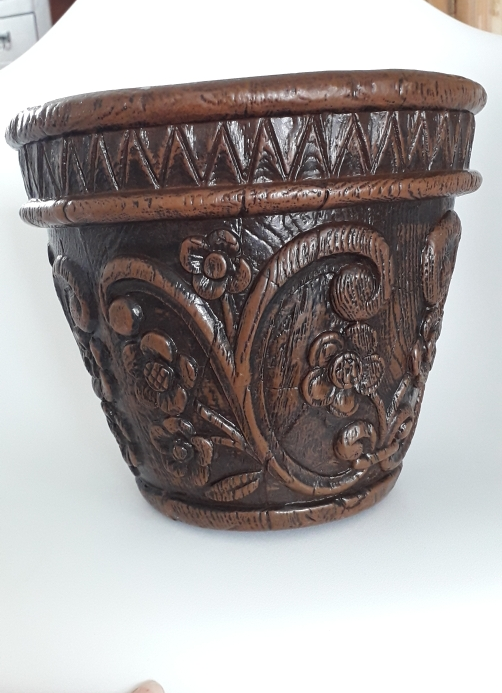 Vintage pot cover