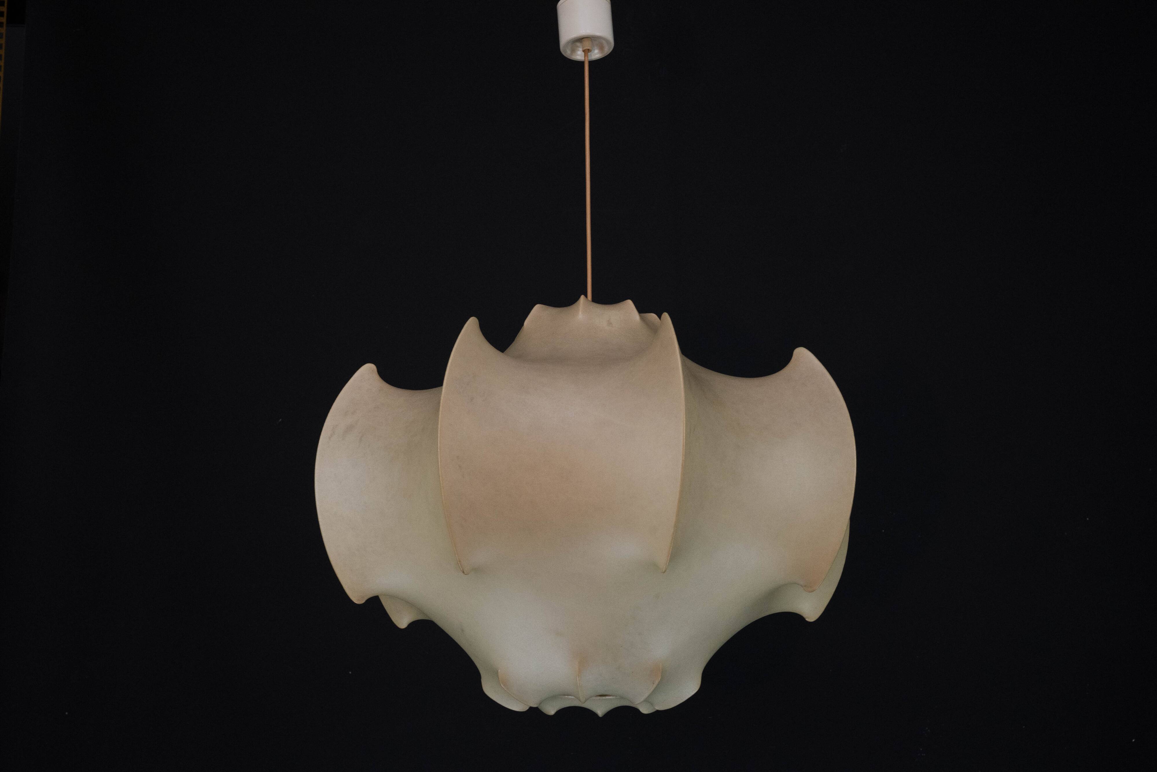 First Edition Viscontea Lamp by Achille and Pier Giacomo Castiglioni for Fl