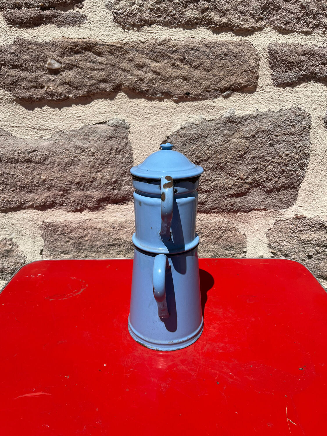 Enamelled coffee maker