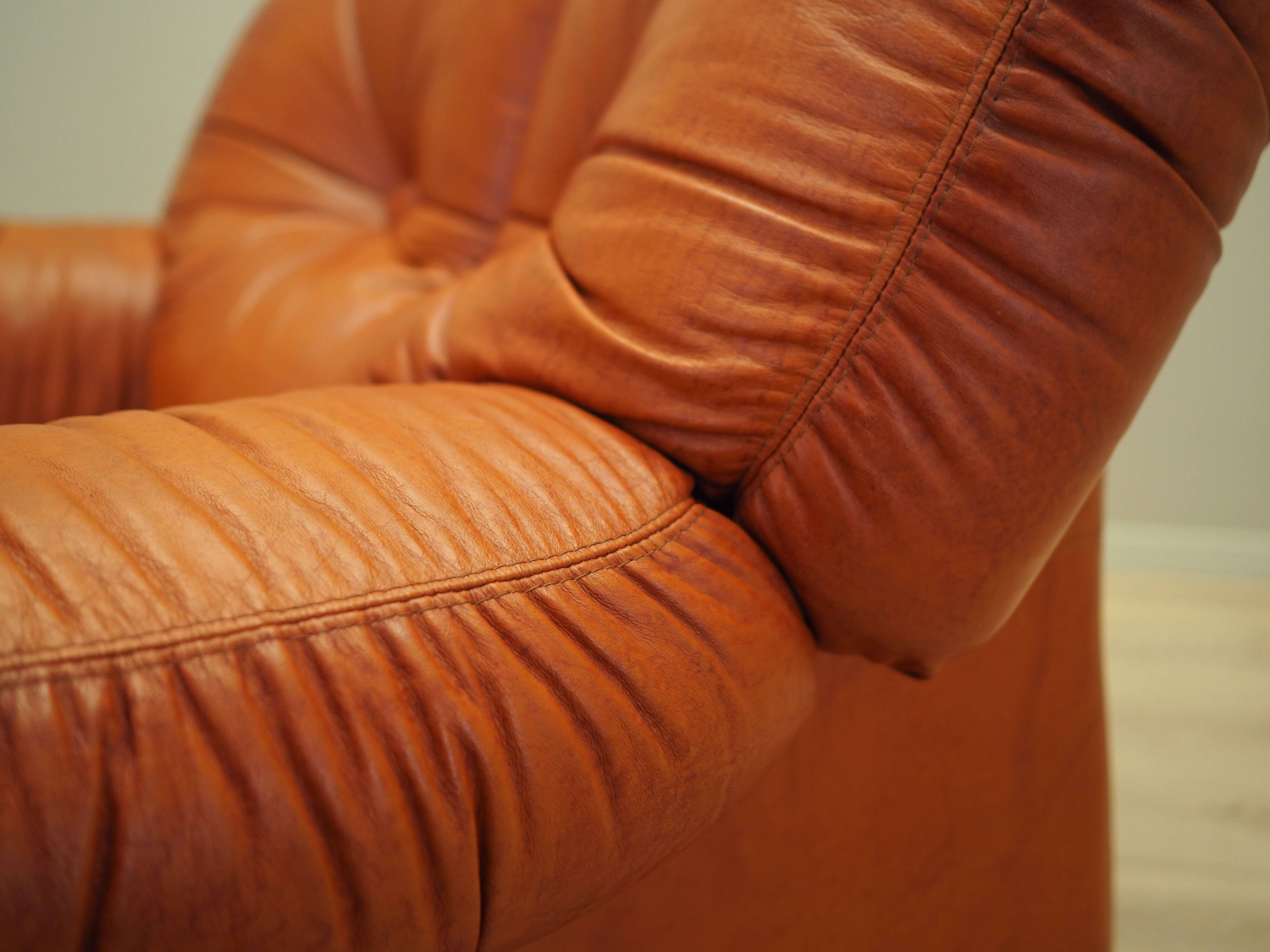 Lounge chair, Italian design, 1970s, manufacturer: PelleRossi