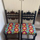 Pair chairs