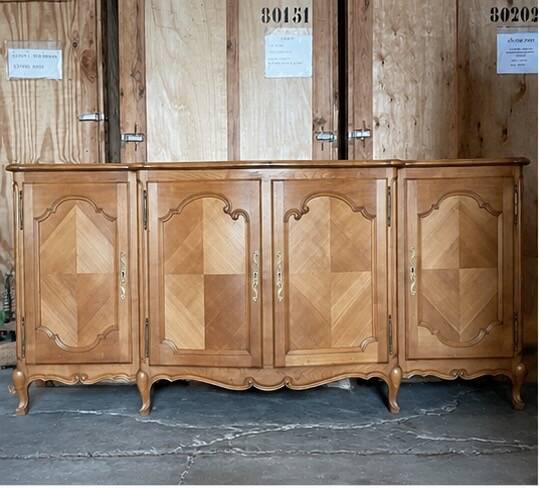 Prestigious 4-door sideboard buffet – Marquetry – Louis XV style