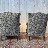 Paire de bergères / fauteuils à oreilles anglaises