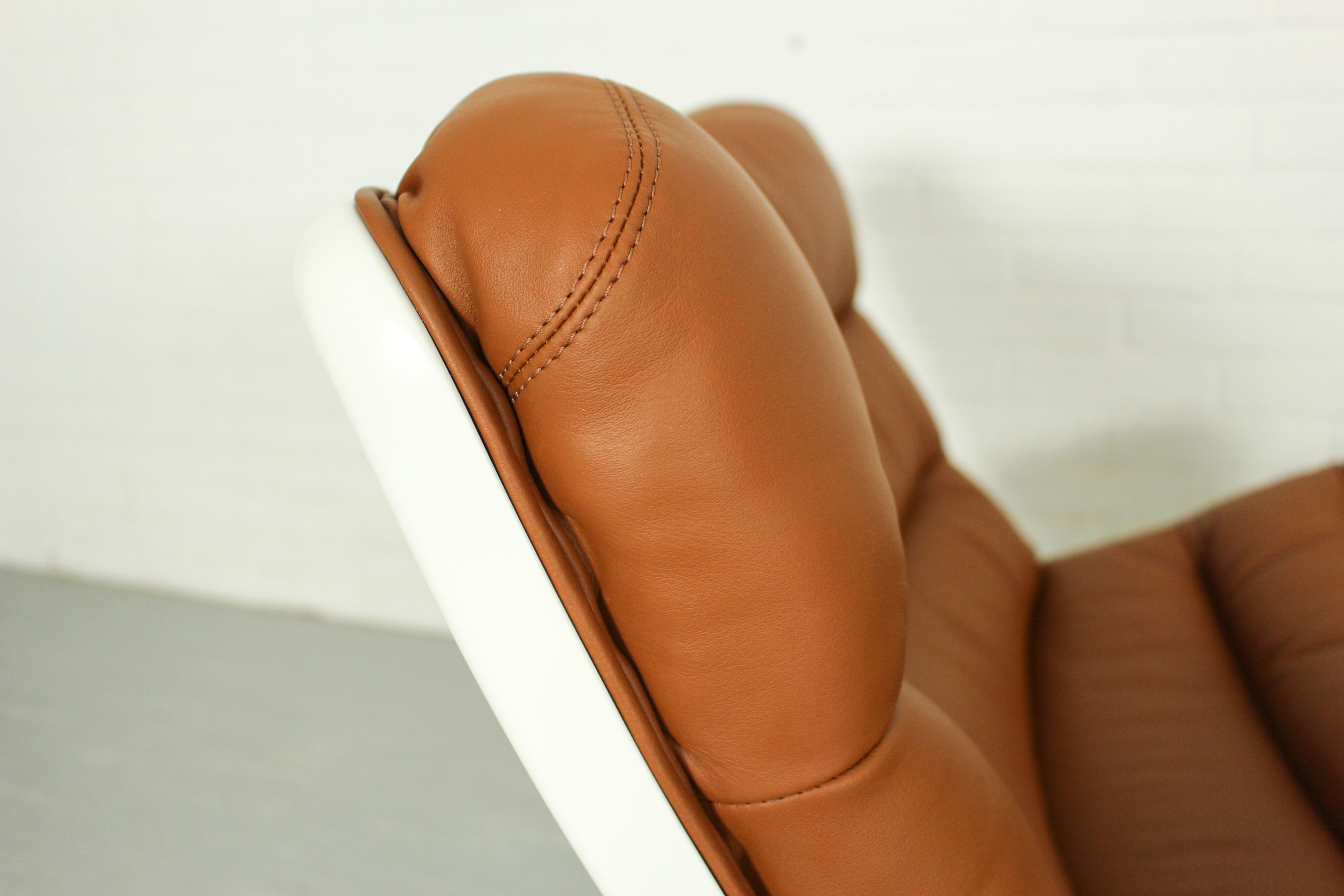 Armchair model f976 by Harcourt for Artifort 1970s
