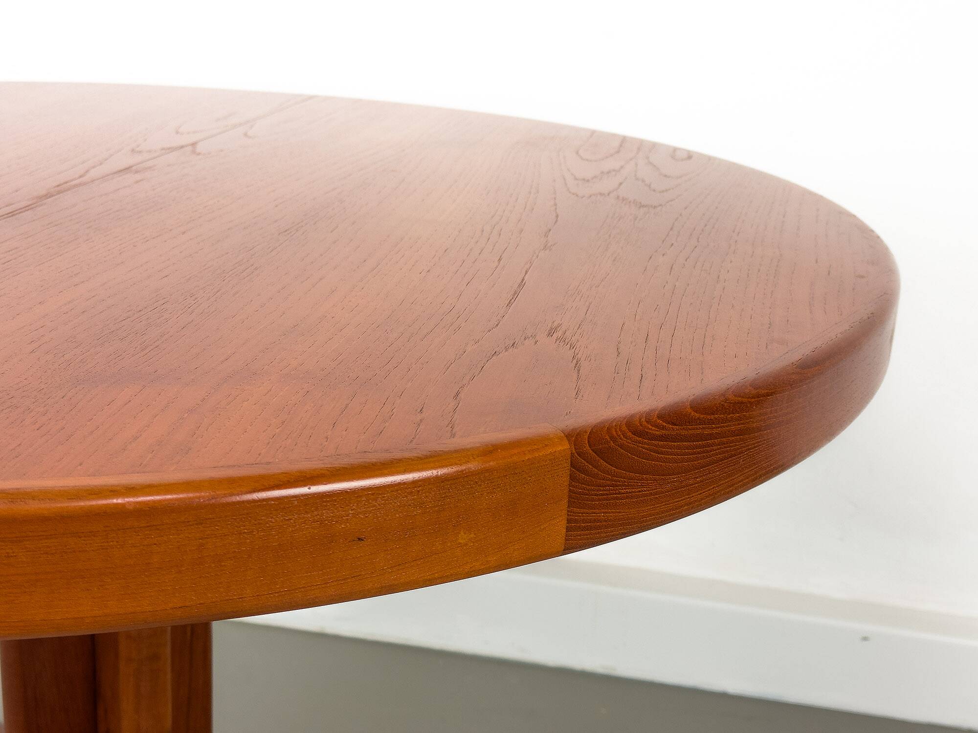 Table de Salle à Manger Ronde en Teck par HW Klein pour Bramin, Danemark, 1960s