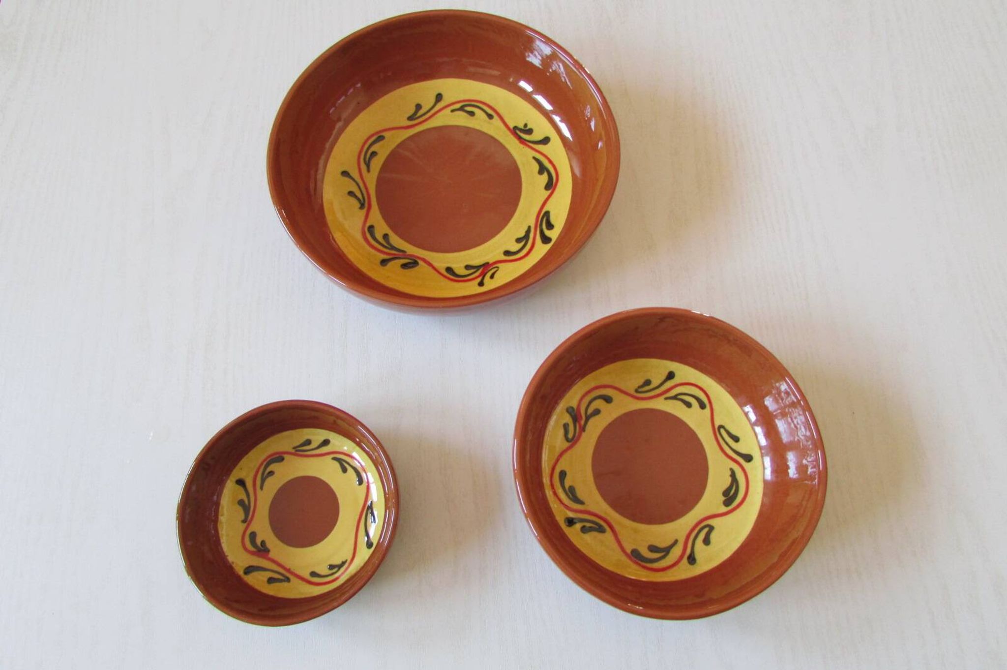 Set of 3 glazed earthenware ramekins