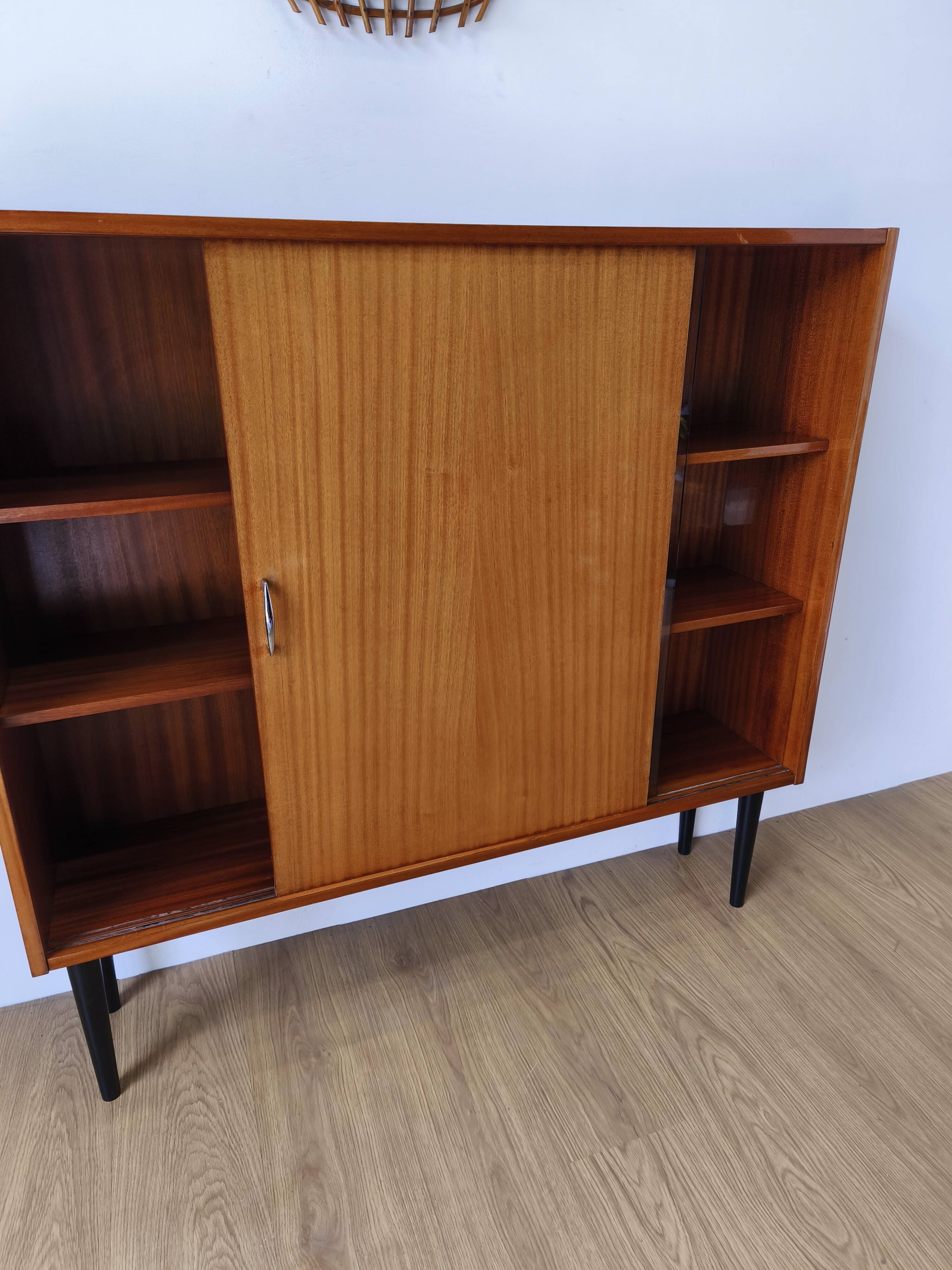 Modernist bookcase, 1970