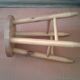 Tabouret en bois de pin