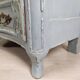 Commode antique patiné