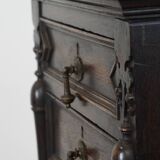 Armoire anglaise antique en chêne du XIXe siècle