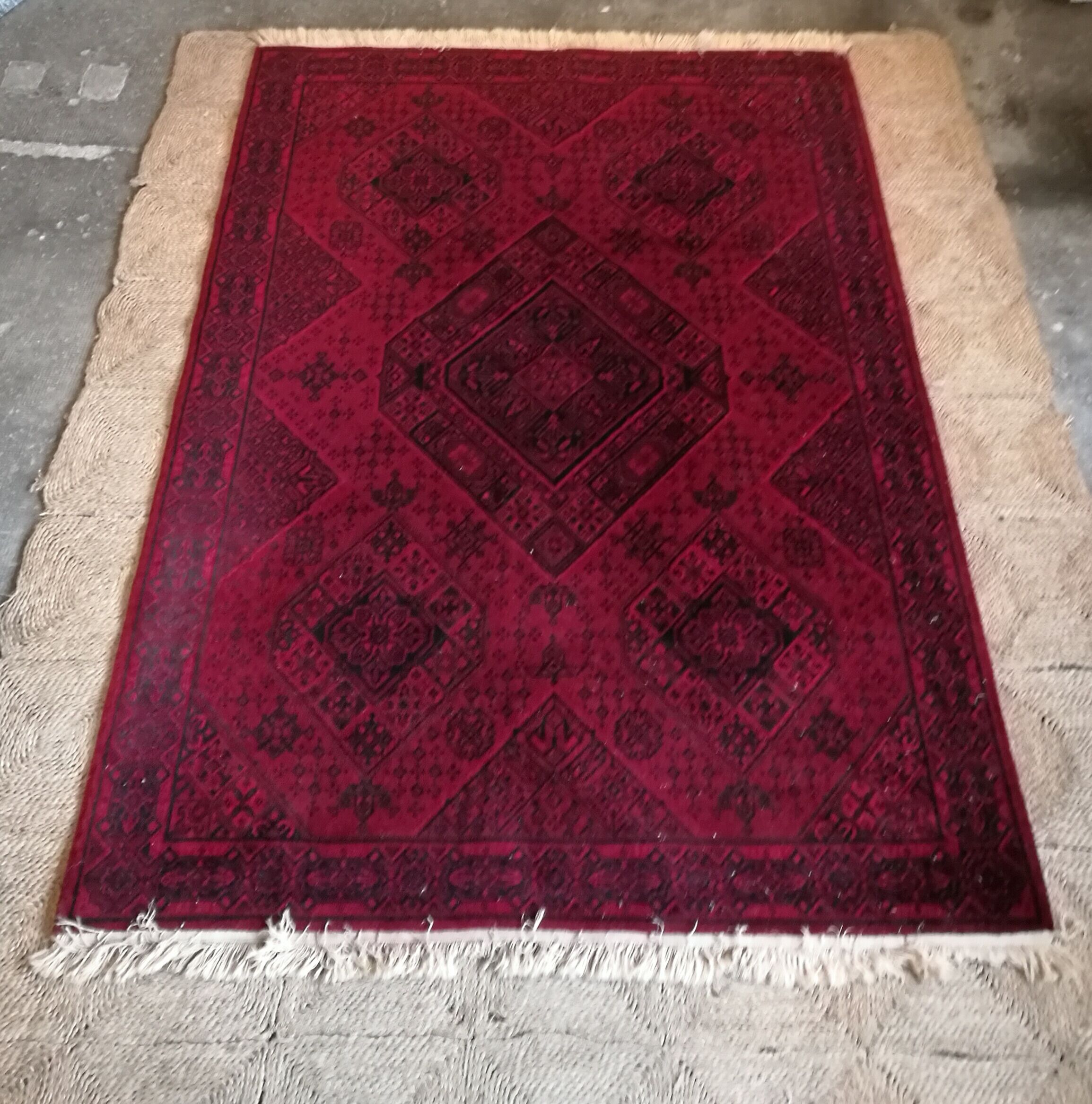 Red wool carpet 160x220cm