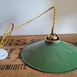 Green enamelled suspension