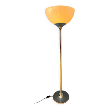 Space Age Guzzini Mid Century floor lamp with white acrylic shade