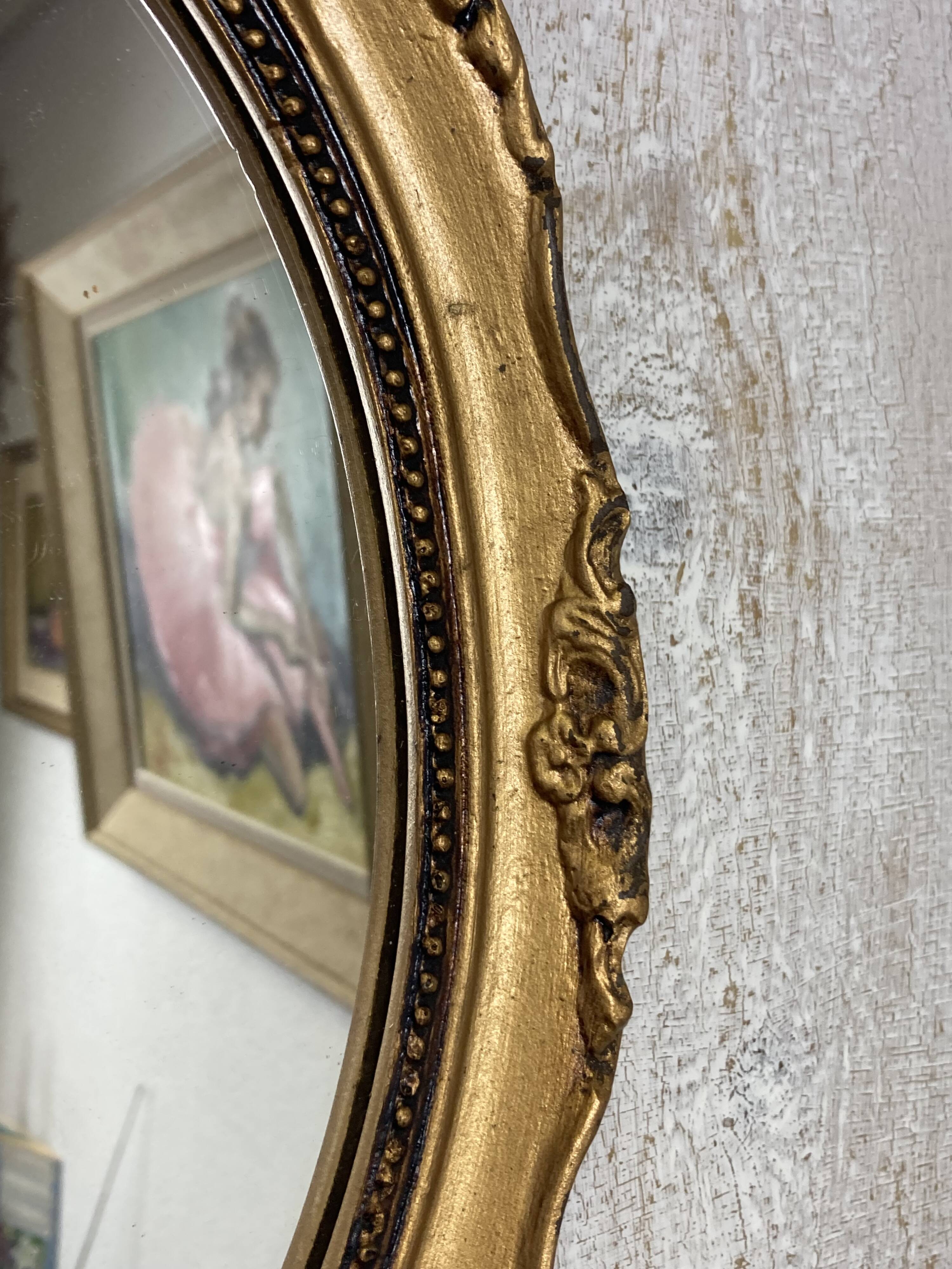 Antique oval mirror 34x27cm