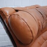 Fauteuil ARI  en cuir cognac par Arne Norell