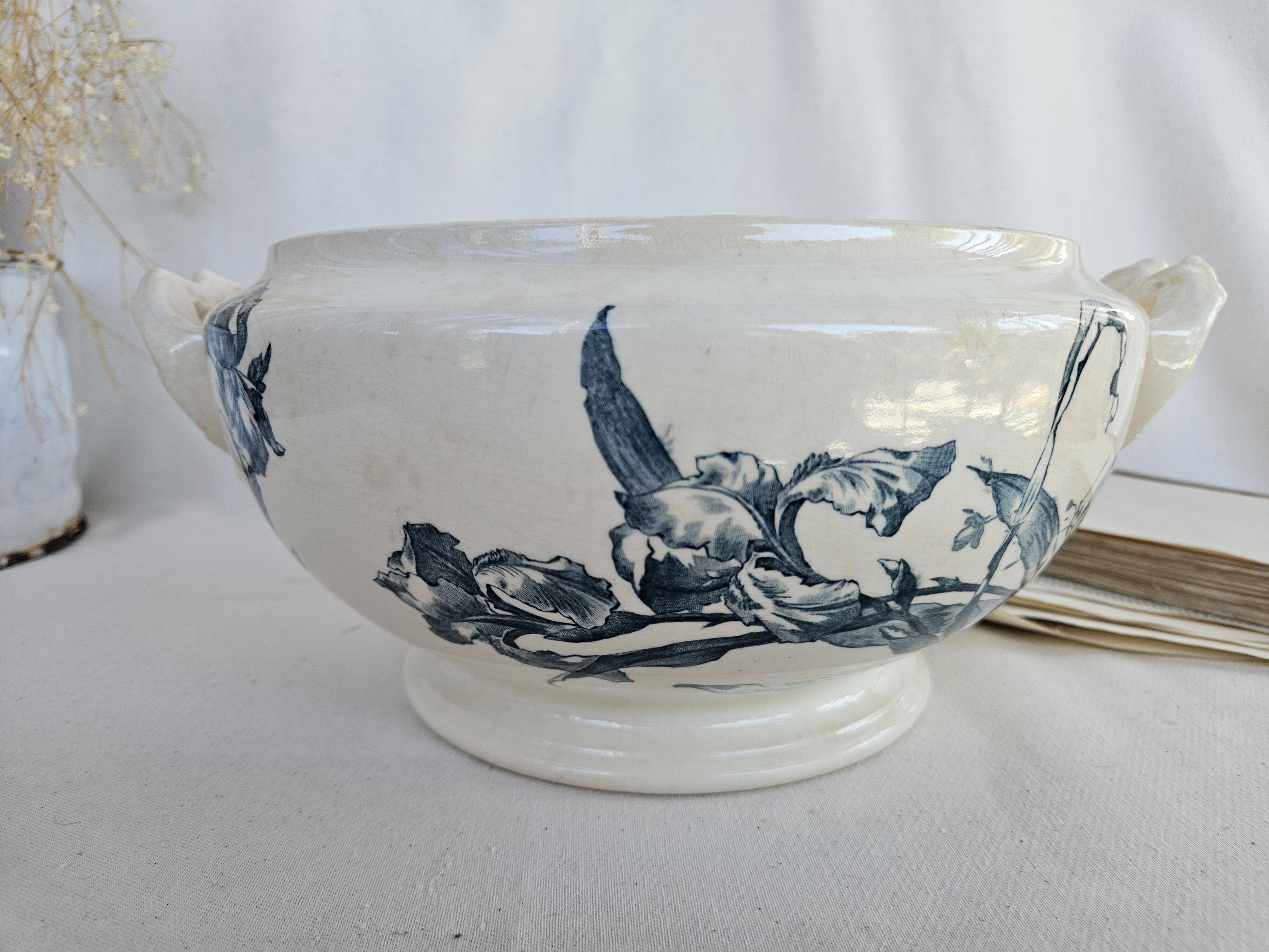 Soupière ancienne gien modèle iris