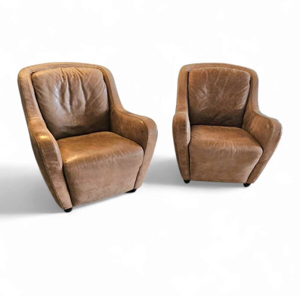 2 fauteuils en cuir marron édités par Natuzzi, années 1980