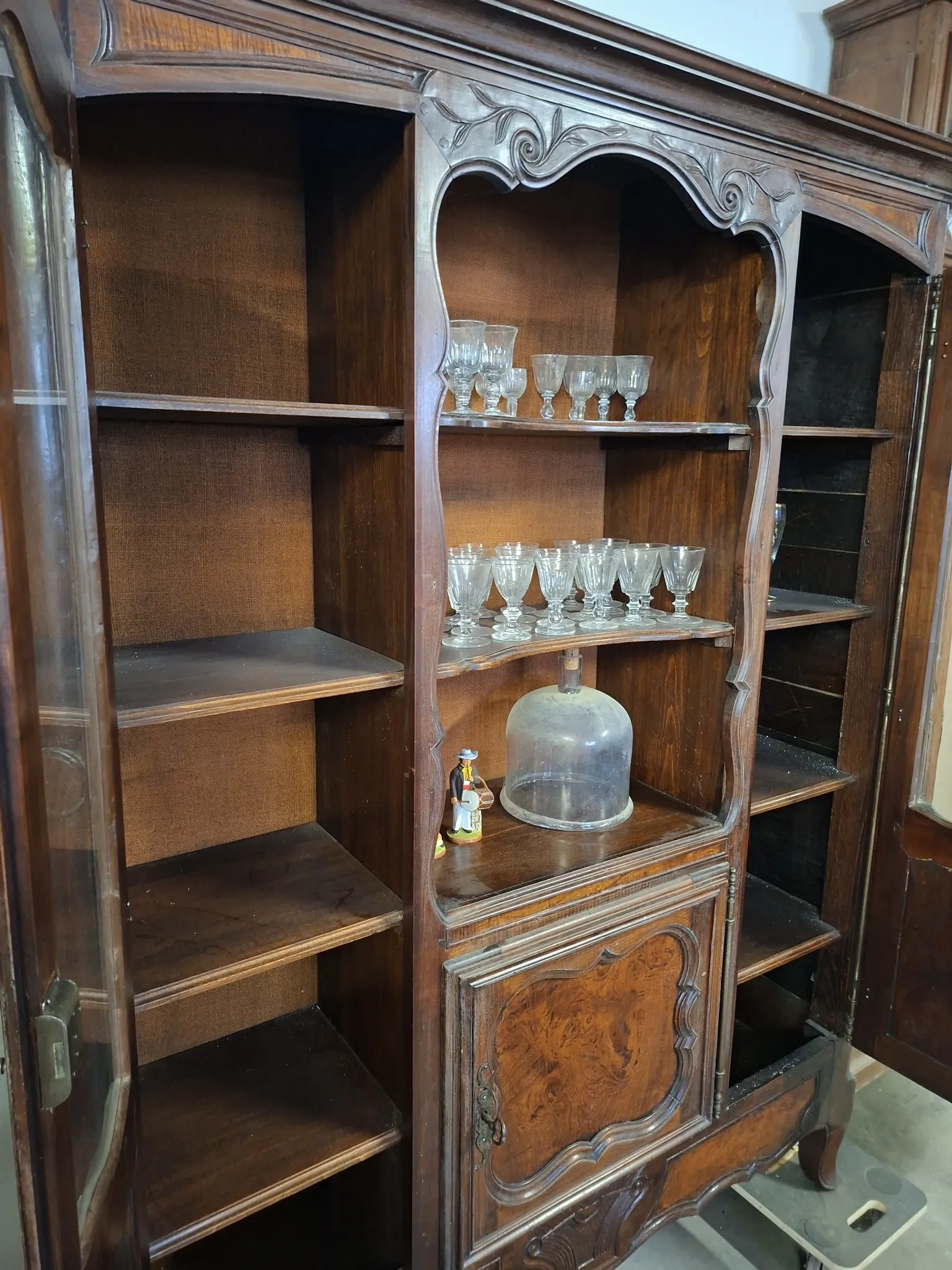 Buffet vitrine bibliothèque style Louis XV