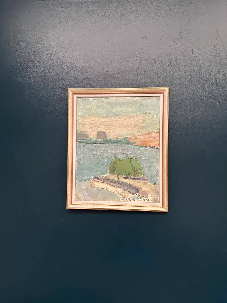 Original Swedish Oil on Canvas – "Coastal Landscape" by Erik Birger Gustavsson – Signed – Dated 1981 – Vintage and Framed – 41 × 33 cm (16.1 × 13 inches)