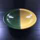 Plat creux bicolore jaune et vert