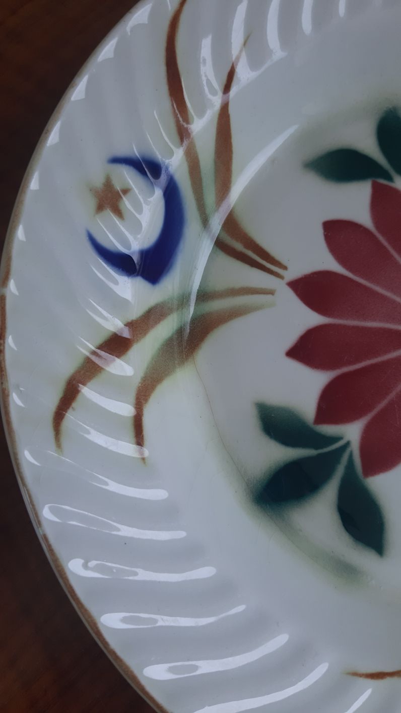 hollow dish Saint Amand Amandinoise