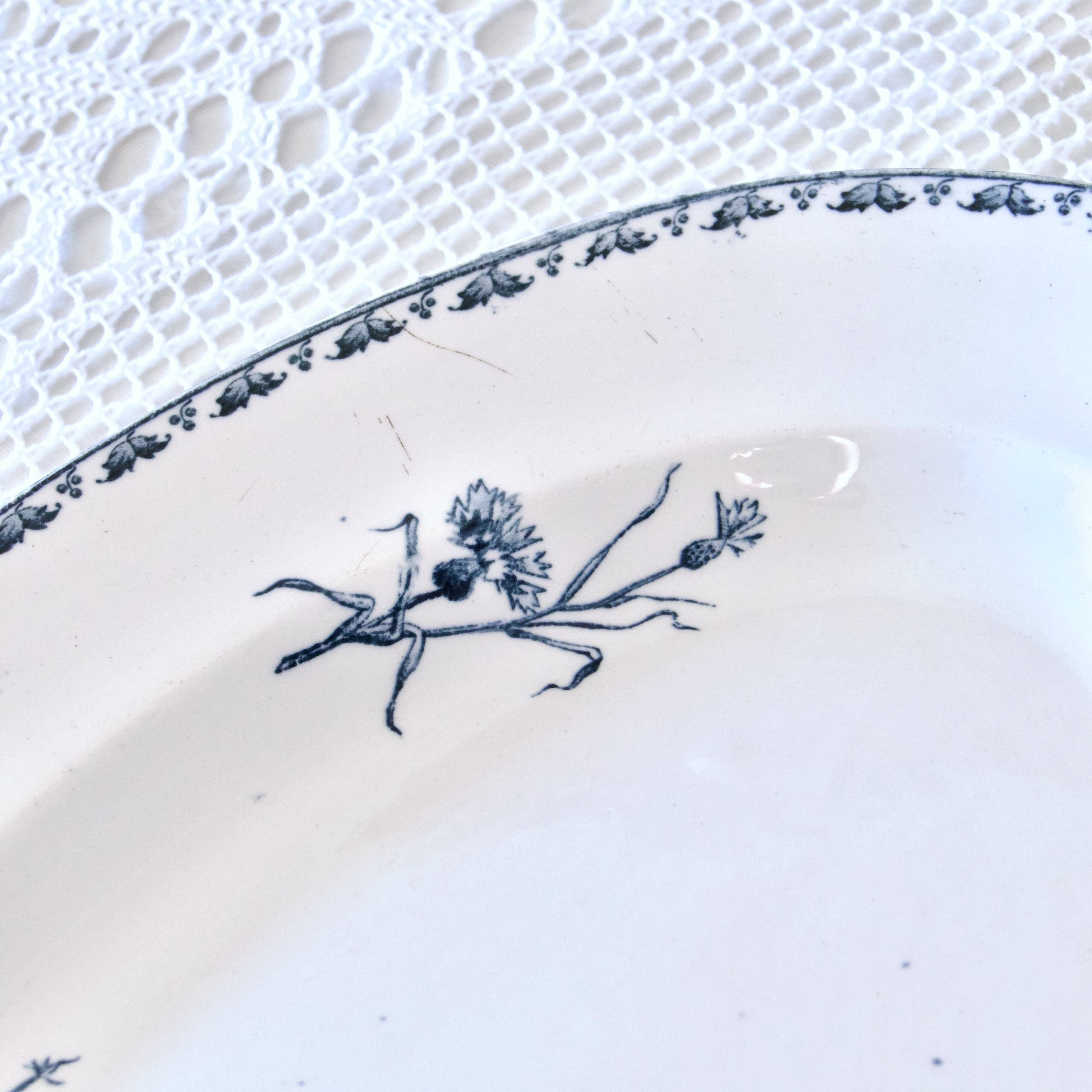 Very large 19th century iron earth dish Sarreguemines "Carmen" butterfly and flowers