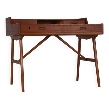 Bureau en teck danois, Modèle 64, par Arne Wahl Iversen pour Vinde Møbelfabrik, 196