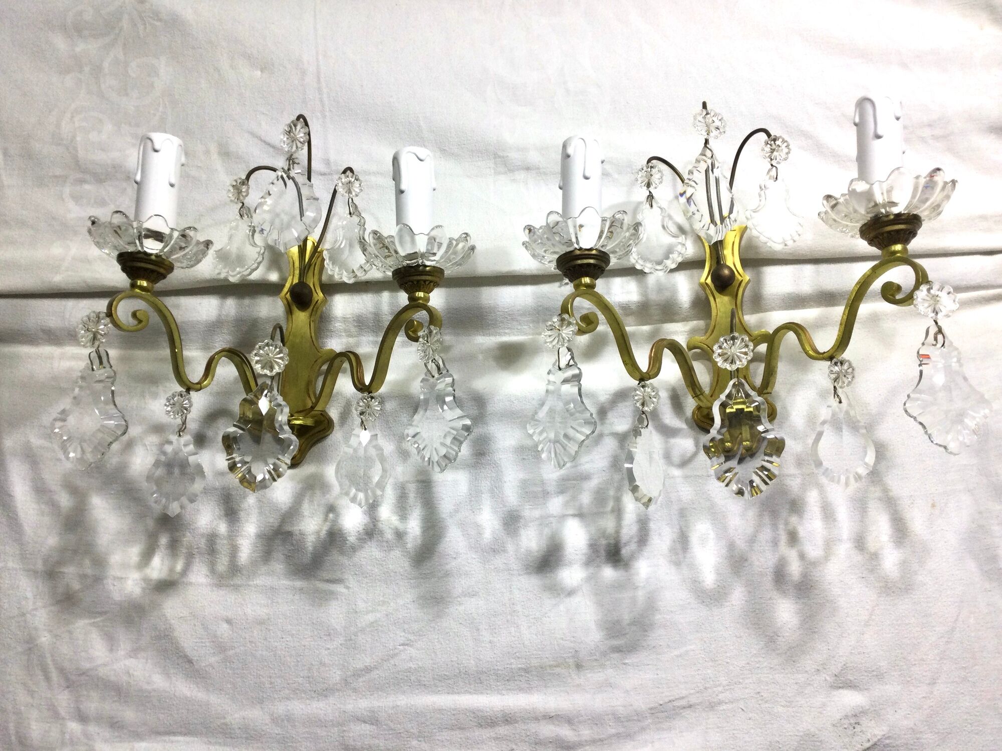 Pair of bronze sconces and crystal tassels 2 lights louis xv style