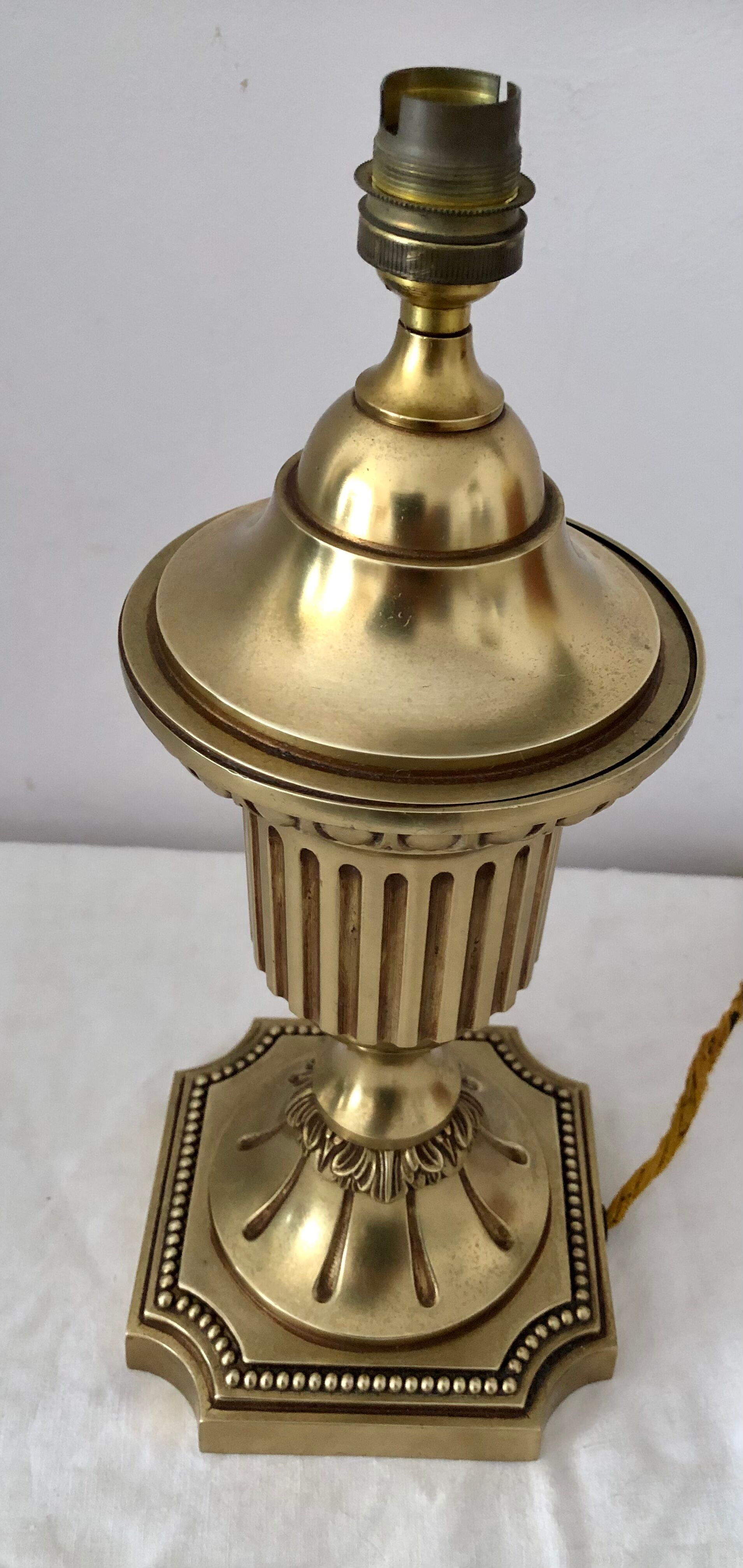 Lamp foot in retro American bronze vintage year 50.