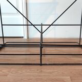 Table desserte en métal noir perforé 1950/1960.