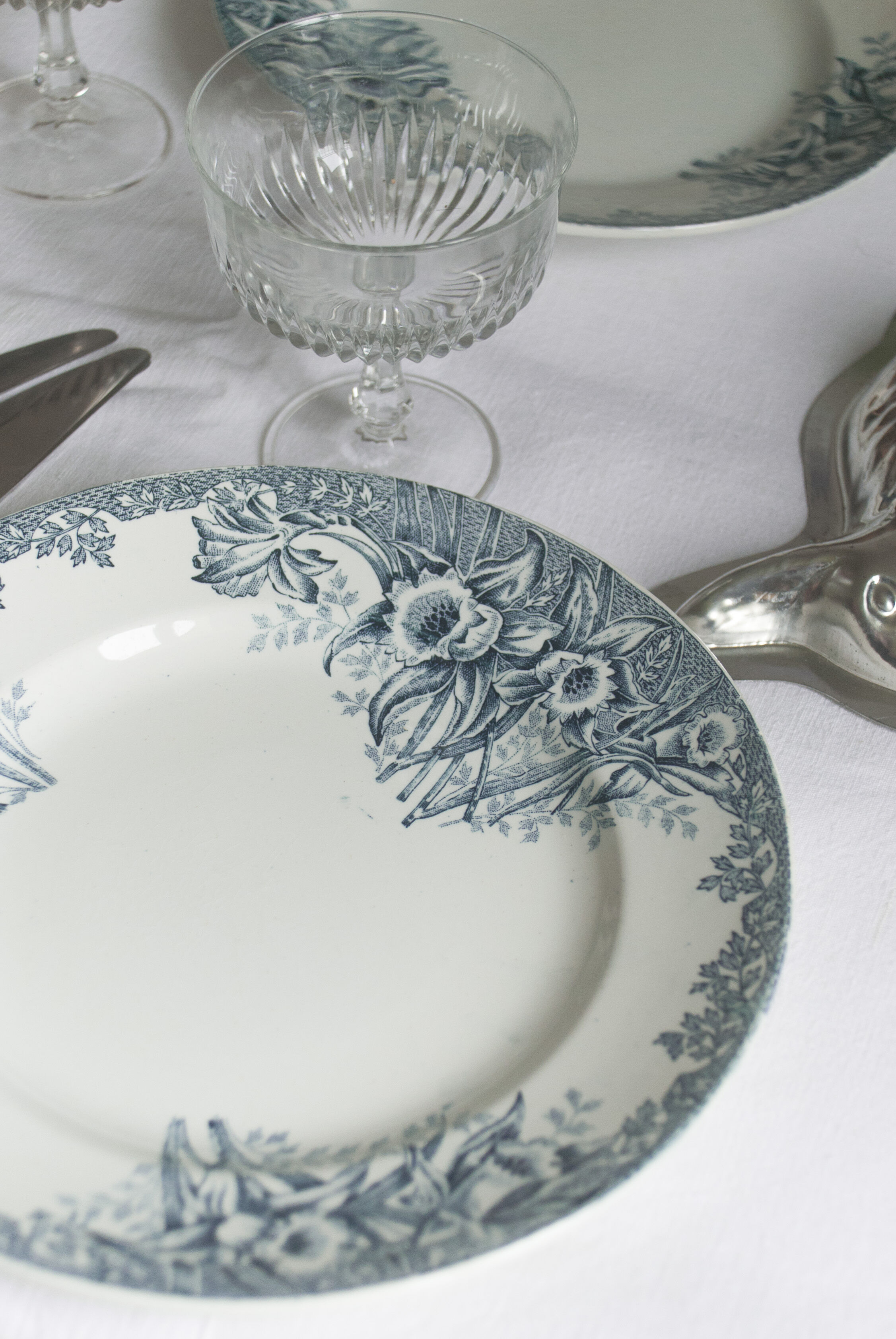 Old 4 plates "Narcisses"